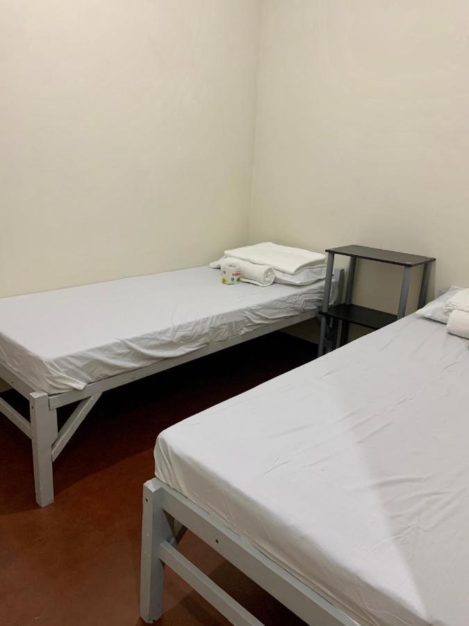 Mybed Dormitory Cebu Exterior photo