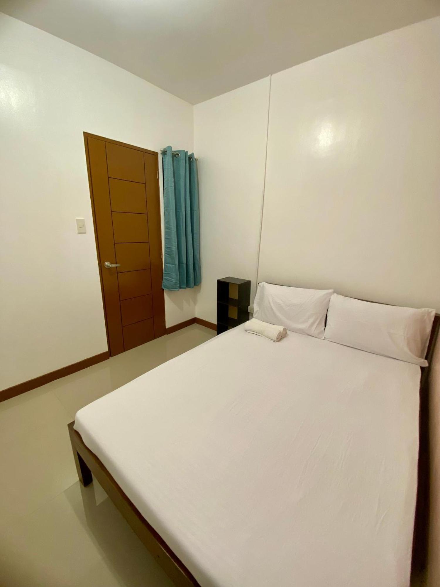 Mybed Dormitory Cebu Exterior photo
